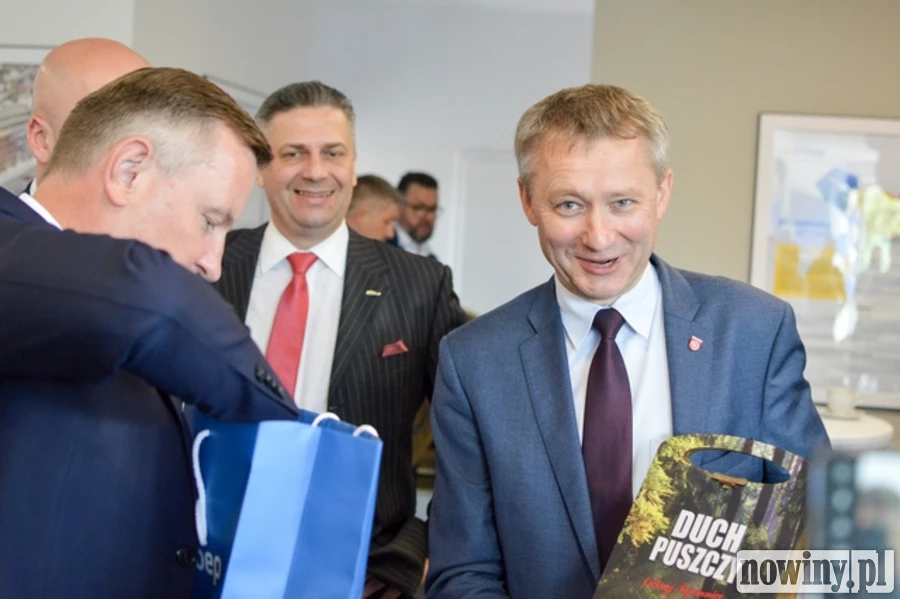 Wiceprezydent Dominik Konieczny otrzymał od gości z Podlasia
