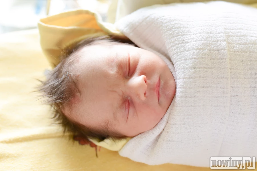 Witaj świecie! Nazywam się Paweł Krakowczyk. Urodziłem się 6.03 o godz. 10.20. Ważyłem 2980 g i mierzyłem 54 cm. Moimi rodzicami są Anna i Marcin z Wodzisławia Śląskiego.