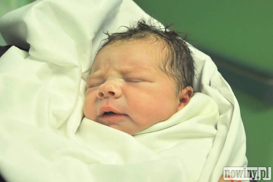 Nadia Jabłonka urodziła się w Raciborzu, ale mieszka w Olzie. Córka Patrycji i Tomasza 14 kwietnia o 13.15 ważyła 3540 g i mierzyła 54 cm.