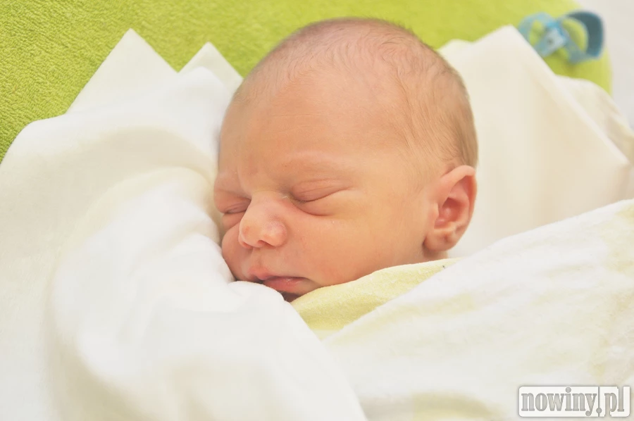 Hubert Malcharczyk jest nowym mieszkańcem Pawłowa. Syn Romany i Martina przyszedł na świat 19 kwietnia o 4.10. Ważąc 2640 g mierzył 52 cm. To pierwsza pociecha tej pary.