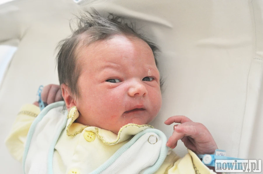 Franek Iksal jest synem Michaeli i Mateusza. Przyszedł na świat 20 kwietnia o 8.24. Przy wadze 3550 g mierzył 55 cm. Rodzina mieszka w Zabełkowie.