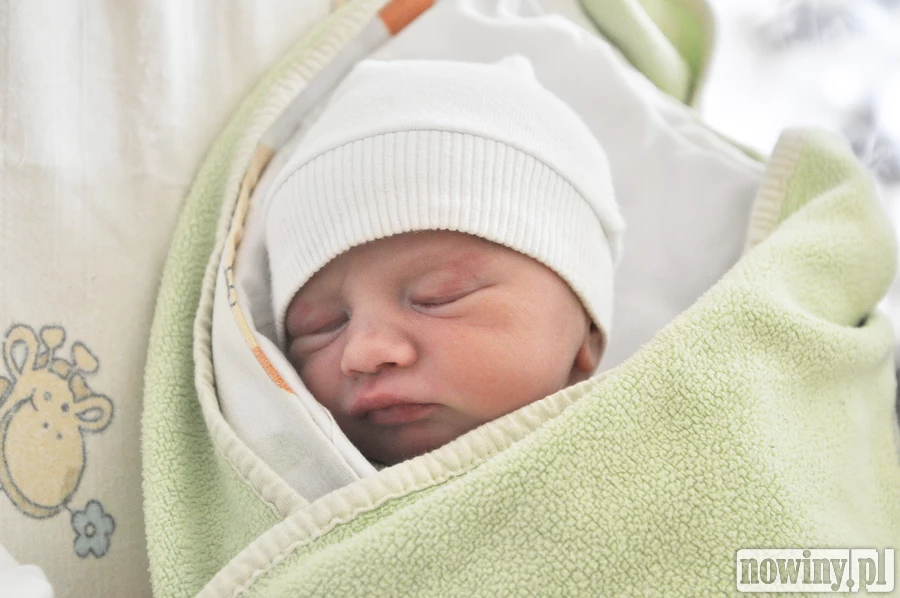 Oliwia Bugla przyjechała na Gamowską ze Szczerbic. Urodziła się 20 kwietnia o 9.47. Ważyła 2640 g i mierzyła 48 cm. Córka Justyny i Mateusza ma siostrę Wiktorię.