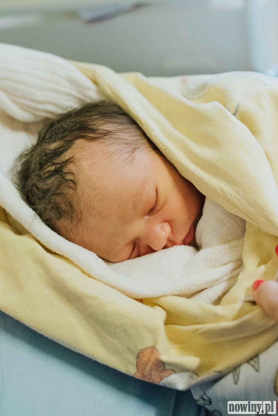 Witajcie! Nazywam się Sara Rygiel. Urodziłam się 18.04 o godz. 13.40. Ważyłam 3250 g i mierzyłam 55 cm. Moimi rodzicami są Joanna i Rafał z Ustronia. W domu czeka na mnie czterech starszych braci: Oskar, Maksym, Oliwier i Fabian.