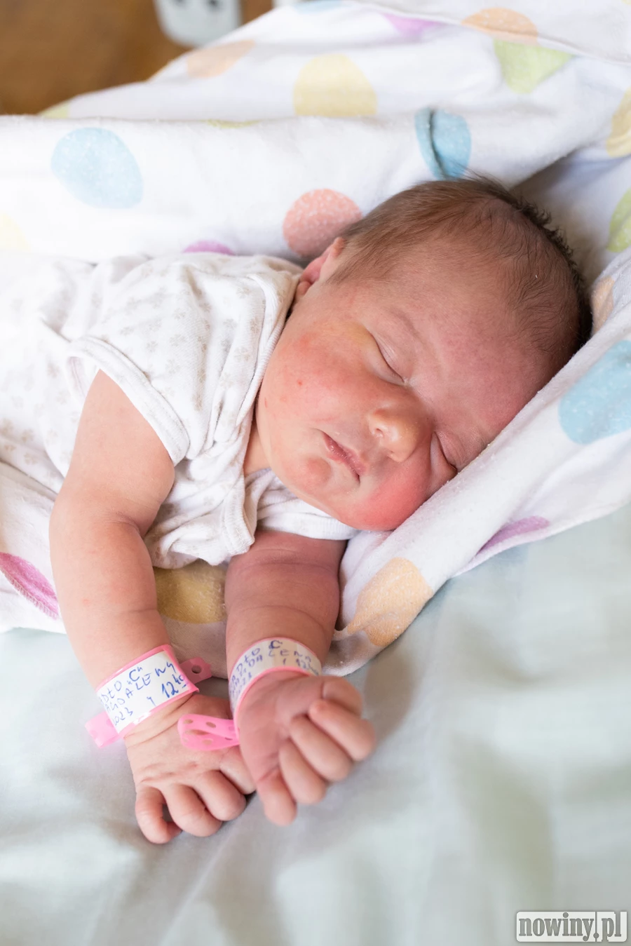 Mała Zosia Podsiadło urodziła się 8.05. o 12.40. Ważyła 3640 g i mierzyła 55 cm. Jej rodzicami są Magdalena i Dariusz ze Skrzyszowa. W domu na Zosię czeka starszy braciszek Igor.