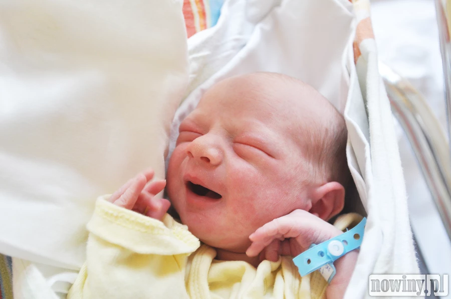 Tymon Lajdamik zjawił się na świecie 19 maja o 11.40. Ważył wtedy 3200 g i mierzył 52 cm. Mama Katarzyna i tato Kamil są mieszkańcami Bogunic. W domu czeka brat Marcel.
