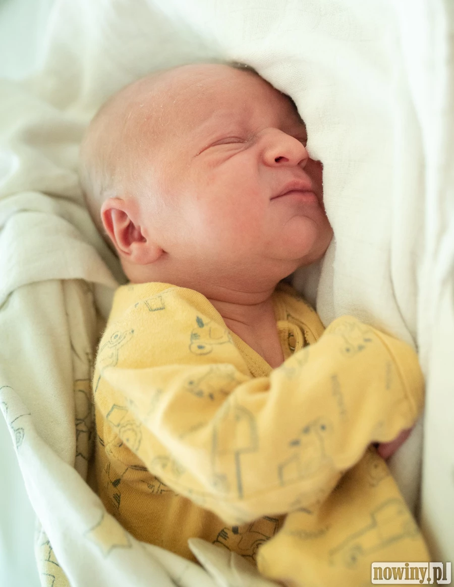 Mały Alan Jasiński pojawił się na świecie 5.06 o 21.05. Ważył 3520 g i mierzył 57 cm. Jego rodzicami są Anna i Rafał z Pszowa. W domu na Alana czeka starsze rodzeństwo, Marlena i Leon.