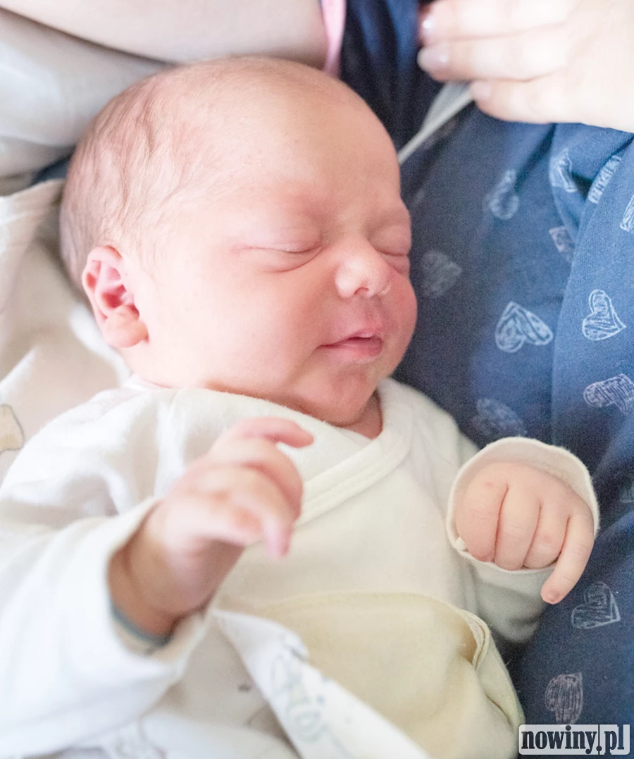 Miłosz Niemiec pojawił się na świecie 27.06 o godz. 9.00. Ważył 3850g i mierzył 52cm. Jego rodzicami są Natalia i Łukasz ze Zbytkowa. W domu na Miłosza czeka starszy braciszek Remik.
