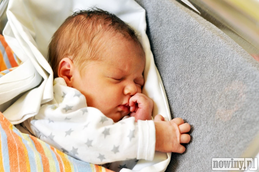 Róża Sojka przyjechała na Gamowską z Żor. Zjawiła się na świecie 18 lipca o 13.41. Ważyła wtedy 3200 g i mierzyła 56 cm. Rodzicami dziewczynki są Edyta i Piotr. W domu czekają Zofia i Klara.