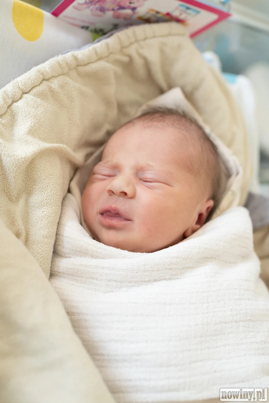 Witaj świecie! Nazywam się Julia Midura. Urodziłam się 17.07 o godz. 14.54. Ważyłam 3630 g i mierzyłam 55 cm. Moimi rodzicami są Renata i Bartosz z miejscowości Chybie.