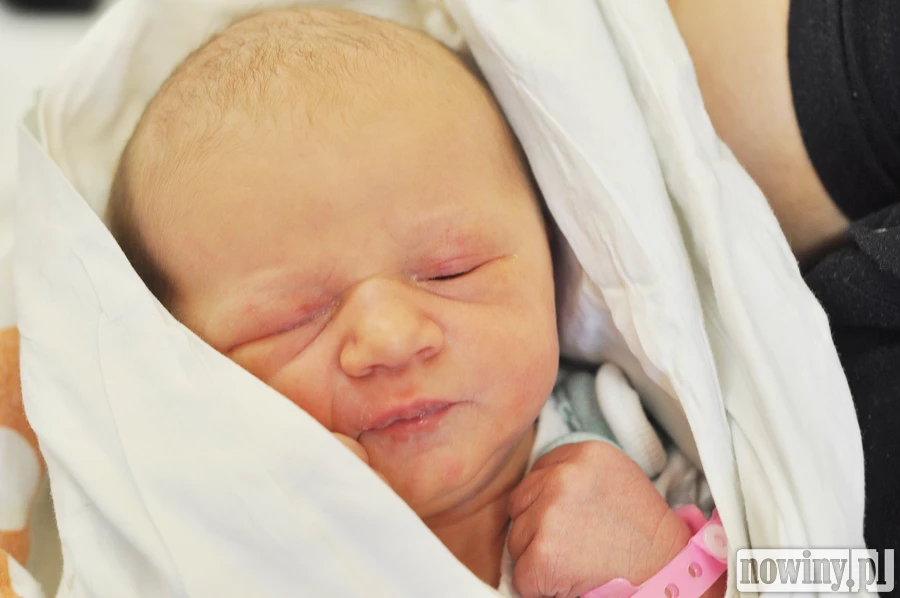 Idalia Maj-Skocz przybyła na Gamowską z Rybnika. 11 sierpnia o 11.30 ważyła 3280 g i mierzyła 56 cm. Mama Daria i tato Grzegorz cieszą się wspólnie z siostrą Roksaną.