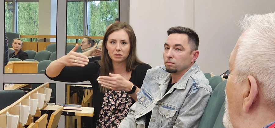 Mieszkanka: Jak mamy żyć pod drutami? Nie wyobrażam sobie. Fot. KaBa