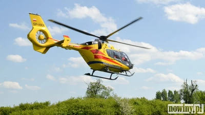 Śmigłowiec na Budowlanych w Rybniku. Zabrał nastolatka ciężko zatrutego czadem