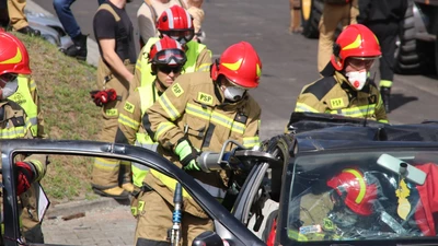 Strażacy walczyli w zawodach w ratownictwie technicznym w Jastrzębiu-Zdroju [ZDJĘCIA, WIDEO]