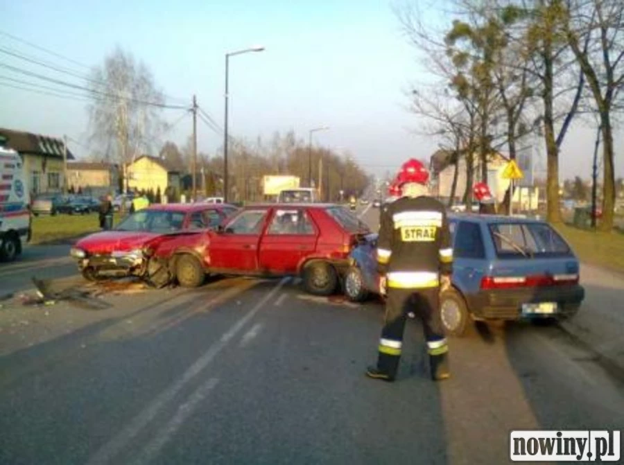 Zderzenie trzech aut w Rydułtowach, kierowały kobiety