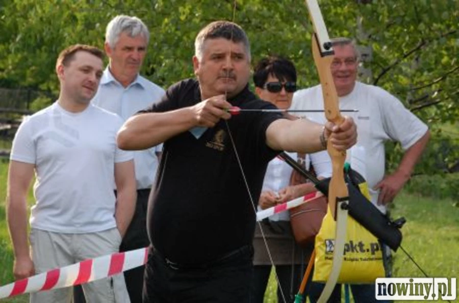 W Olzie wozili się na taczkach