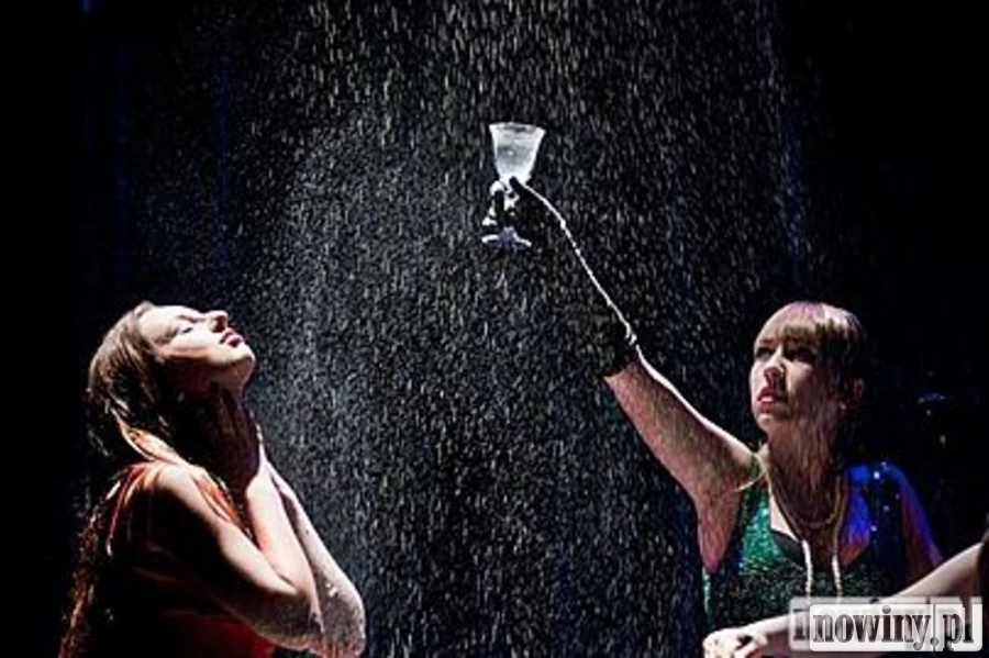„Letni Teatr na Schodach” powraca… wieczorową porą!
