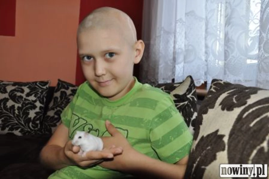 8-letni Sebastian potrzebuje pomocy w walce z rakiem