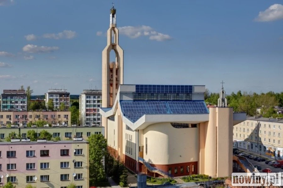 Ekologiczny prąd z dachu kościoła oszczędza środowisko