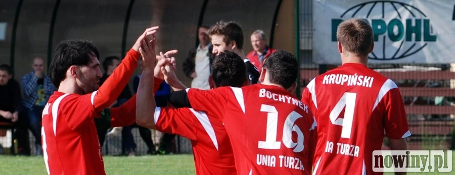 Piękny gol Pawlusińskiego. Dwie czerwone kartki - zobacz wideo!