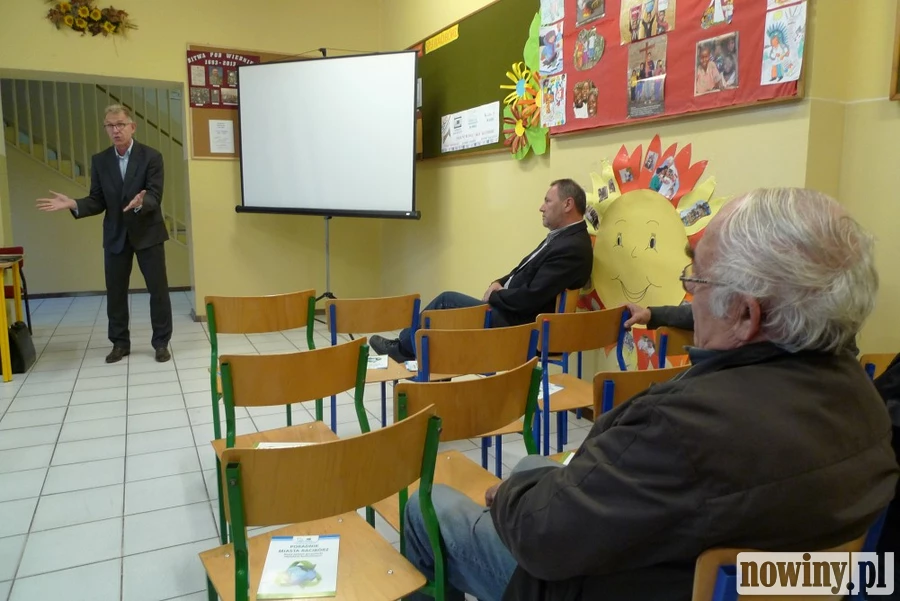 Centrum się wyludnia, więc inwestujcie w dzielnice