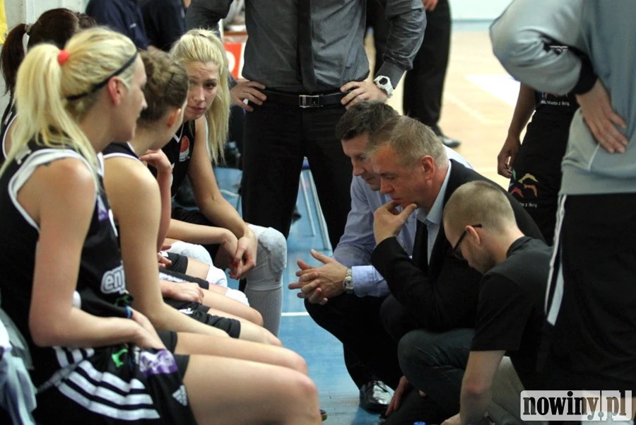 Basket ROW przegrywa z Artego Bydgoszcz