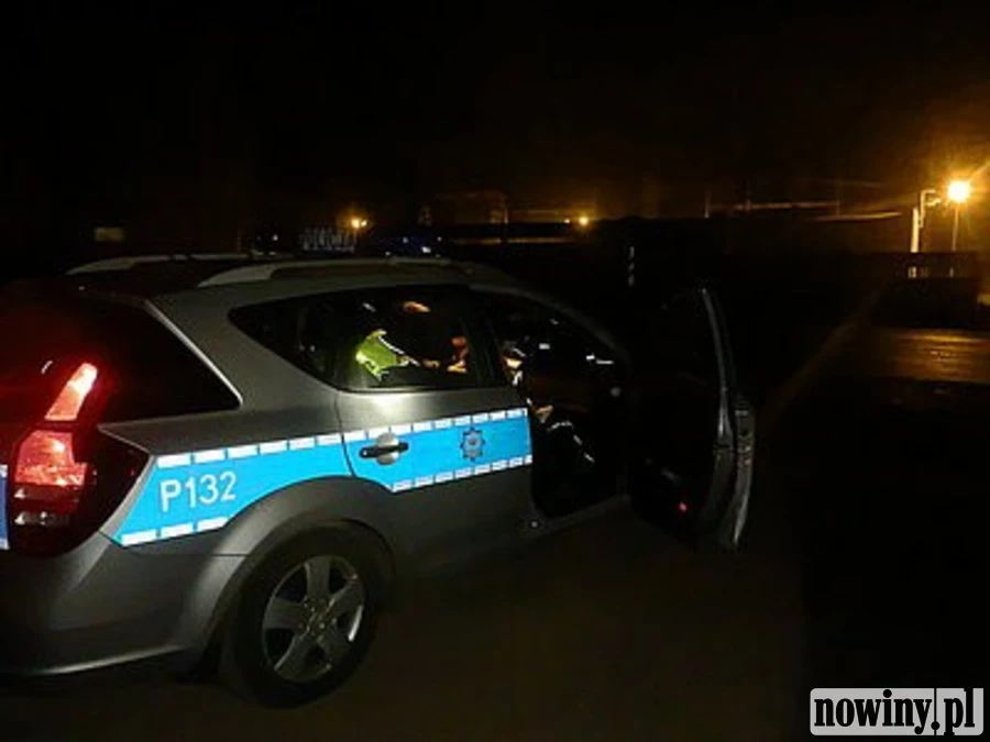 Chciał skoczyć z mostu na Jastrzębskiej