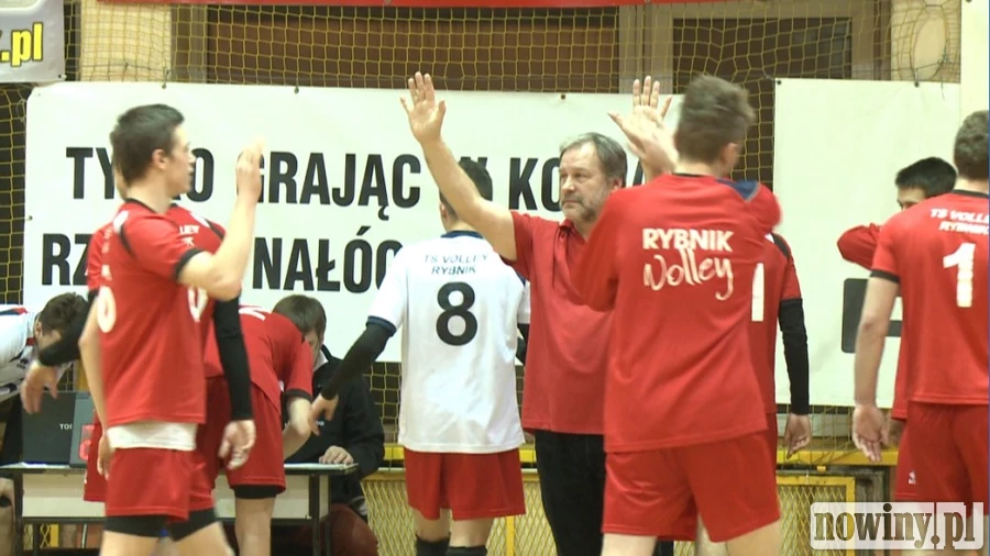 Młody Volley gromi w meczu na szczycie!