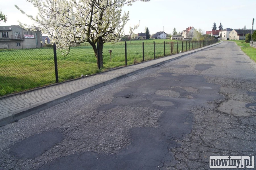 Ulica Wiejska nie będzie schetynówką, ale i tak ją wyremontują