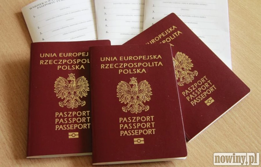 Sprawdziliśmy jak długo czeka się na paszport w Rybniku
