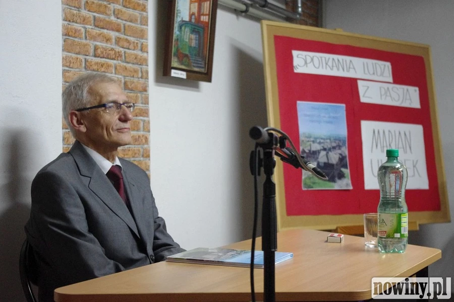 Dyrektor napisał książkę o pięknie gminy