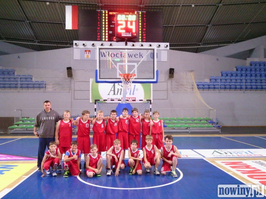 Młodzi koszykarze MKKS Rybnik grali we Włocławku