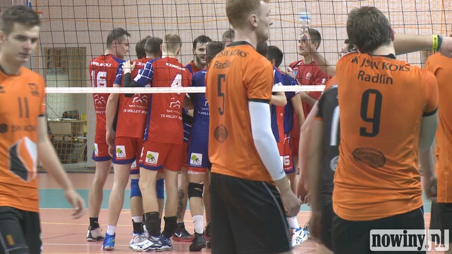 TS Volley demoluje w derbach
