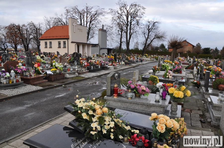 Co z biertułtowskim cmentarzem?