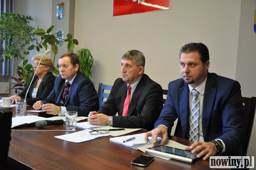 Rekordowa liczba pytań do przetargu
