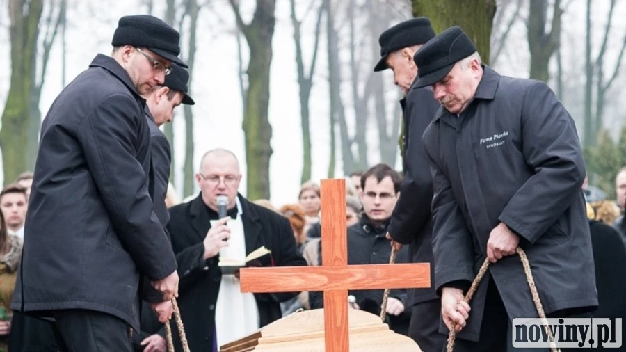Kopanie grobów to błogosławiony uczynek