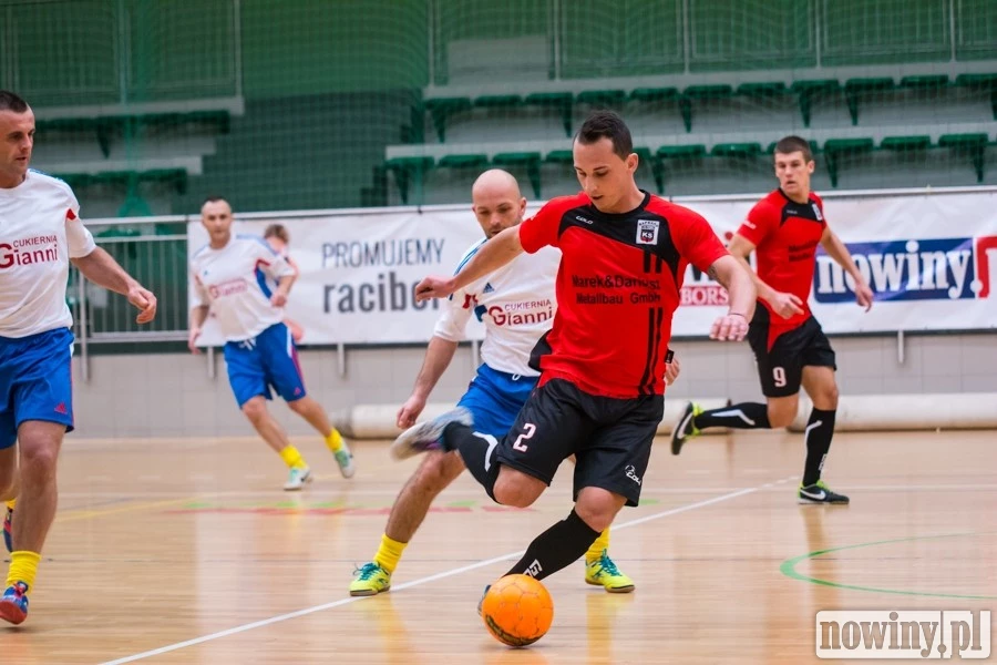 FUTSAL SENIORÓW – wyniki, strzelcy bramek, tabele, zapowiedzi