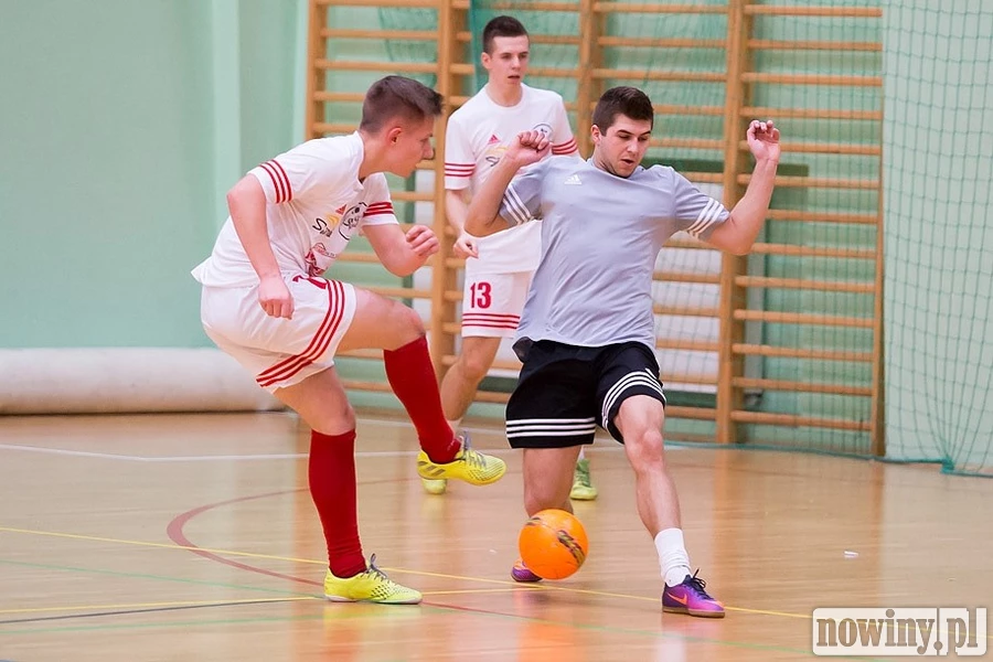 FUTSAL SENIORÓW – wyniki, strzelcy bramek, tabele, zapowiedzi