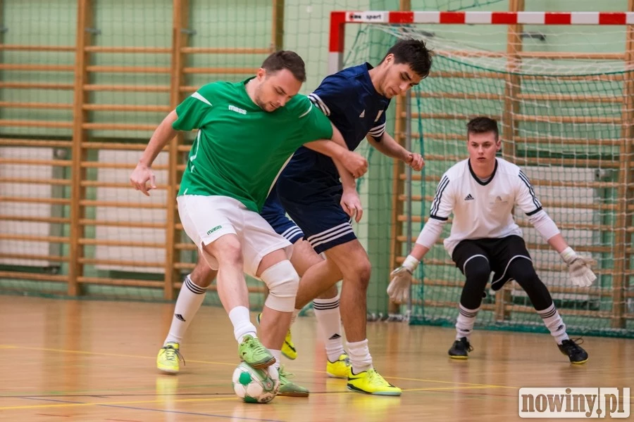 FUTSAL SENIORÓW – wyniki, strzelcy bramek, tabele, zapowiedzi