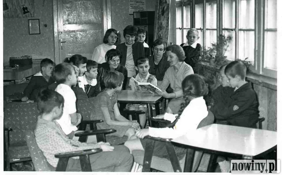Jeden pokój i dwa regały książek czyli początki raciborskiej biblioteki