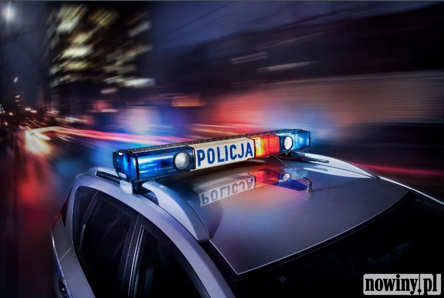 Pościg w Rydułtowach. Policjanci dogonili szofera w lanosie