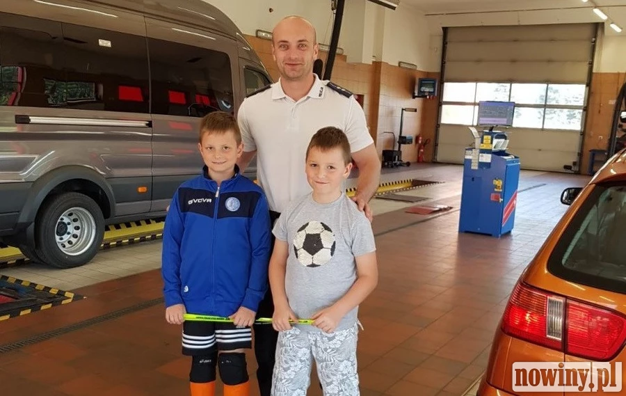 Razem namawiali kierowców do sprawdzania samochodów przed wyjazdami na majówkę