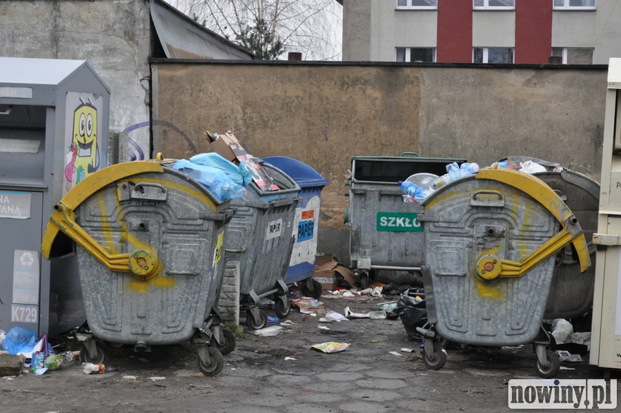 Mieszkańcy bloków za słabo segregują śmieci