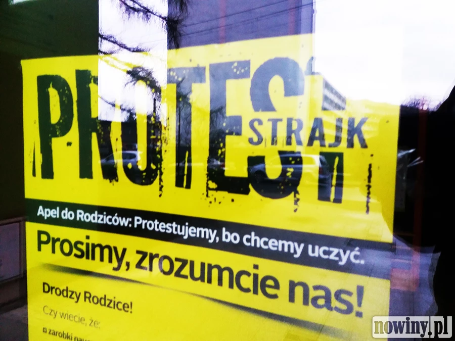 Strajk nauczycieli w Raciborzu z „zielonymi wyspami”