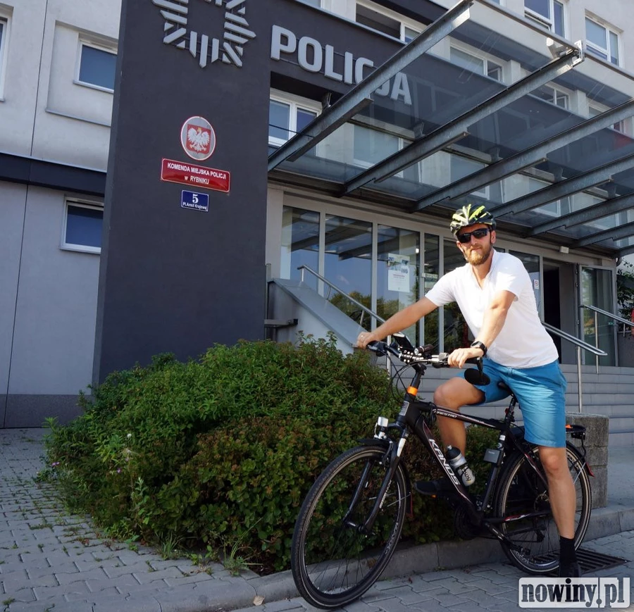 Policjant na rowerze zatrzymał kierowcę porsche