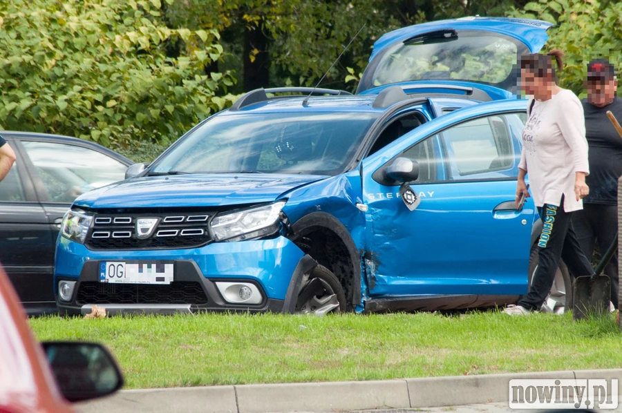 Zderzenie dacii z seatem na odrostradzie