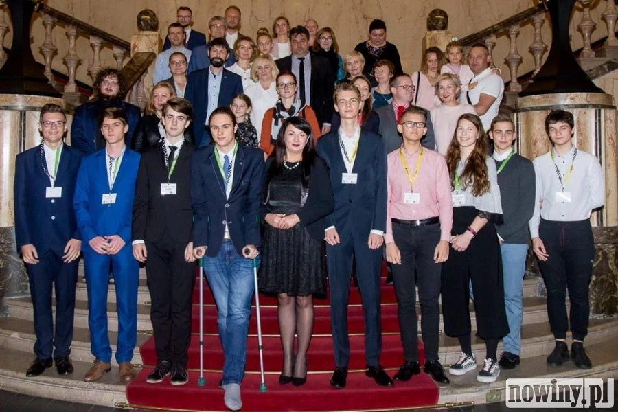 Uczniowie wodzisławskich szkół średnich z nagrodami i stypendiami