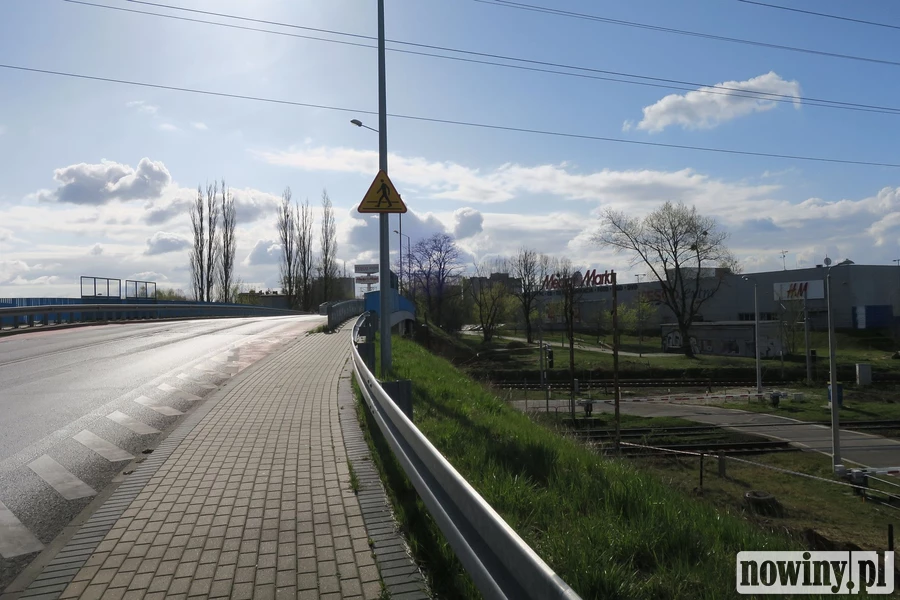 Wyburzą wiadukt przy rondzie z kulkami. Żorska nieprzejezdna przez osiem miesięcy