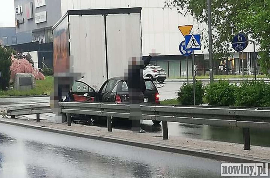 Pijany wjechał w ciężarówkę w Rybniku