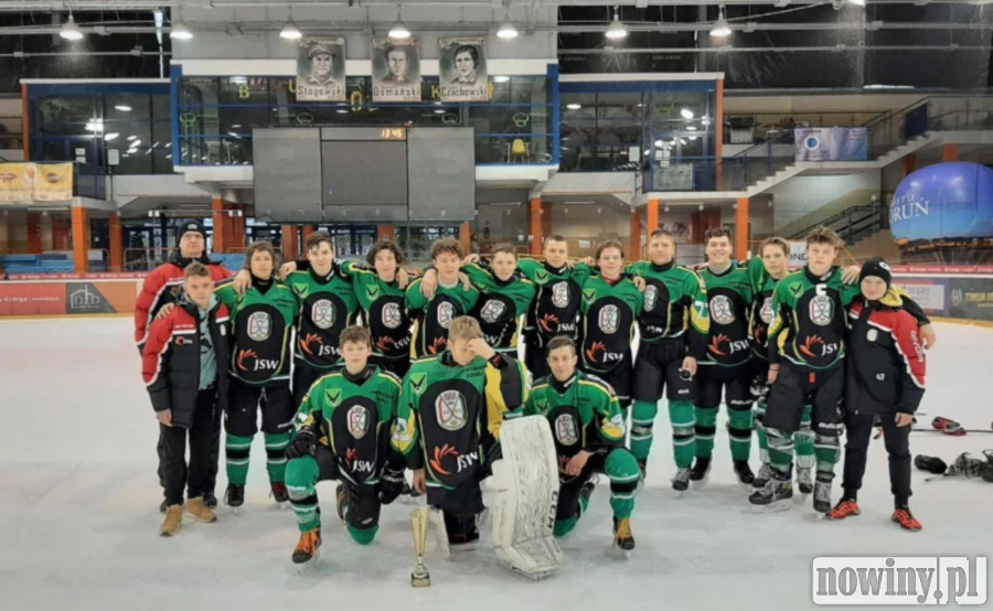 Młodzicy JKH GKS Jastrzębie wygrali turniej Christmas Cup