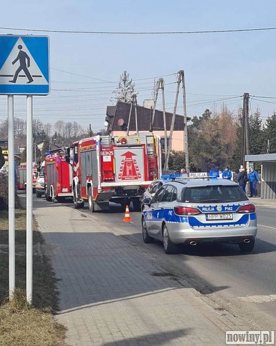 Zasłabła i wjechała w ogrodzenie. Lądował śmigłowiec LPR